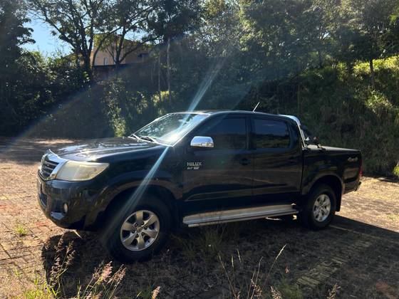 TOYOTA HILUX 2.7 SRV 4X4 CD 16V FLEX 4P AUTOMÁTICO TOYOTA HILUX 2.7 SRV 4X4 CD 16V FLEX 4P AUTOMÁTICO